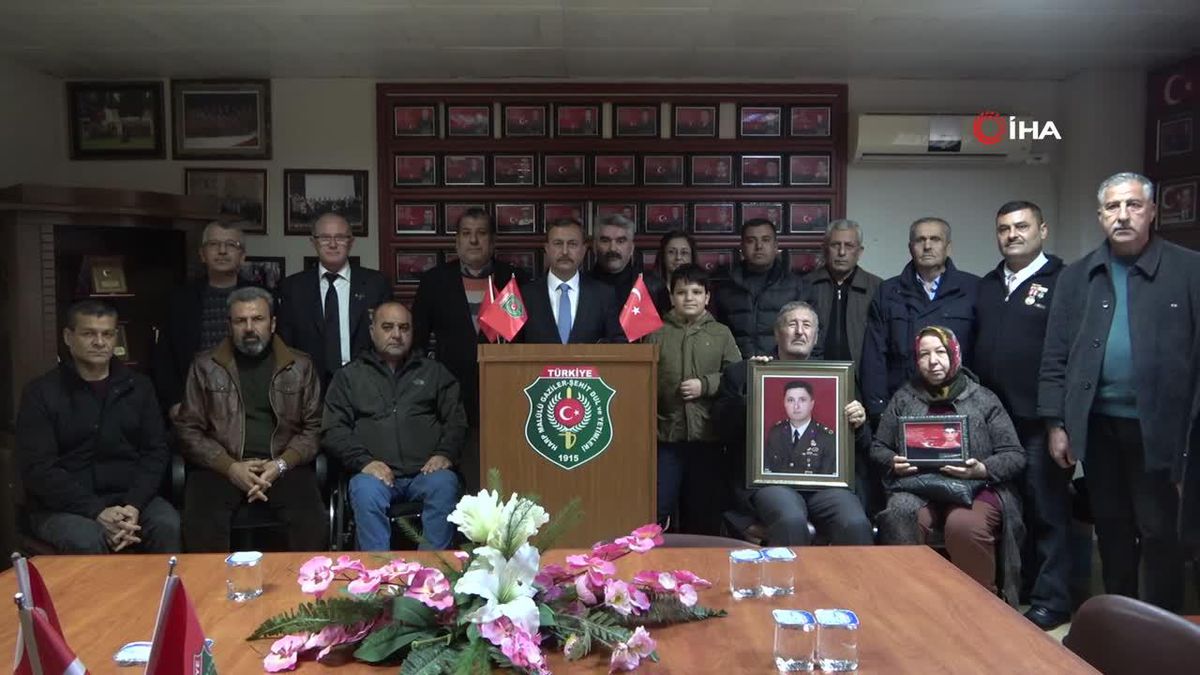 Osmaniye\'de Şehit Aileleri ve Gaziler Terörü Lanetledi