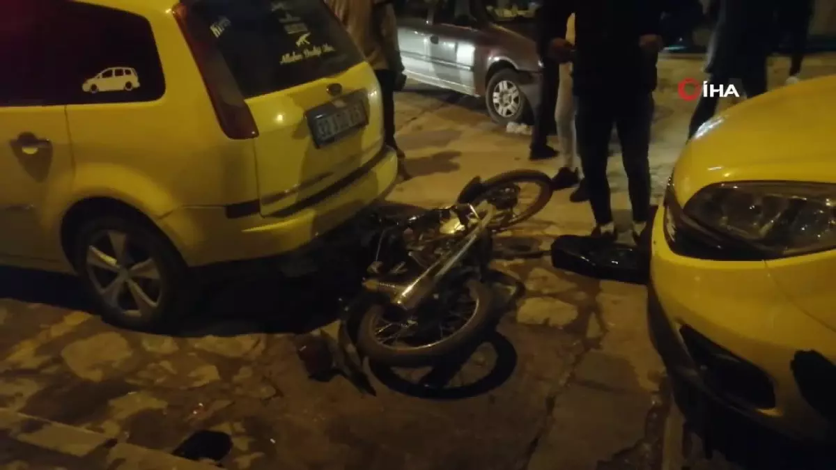 Otomobil ile motosiklet kafa kafaya çarpıştı: 1 yaralı