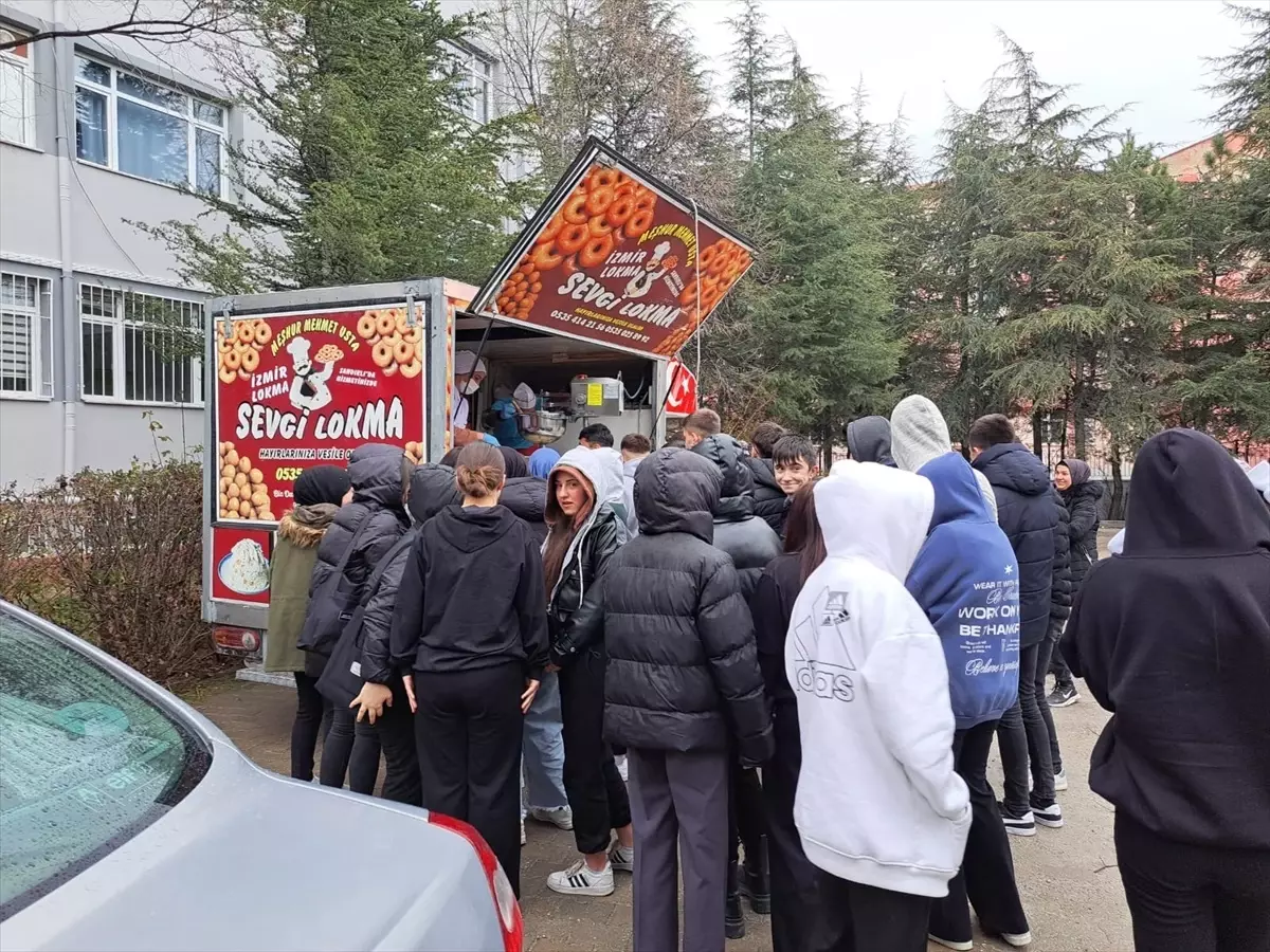 Sandıklı Hisar Mesleki ve Teknik Anadolu Lisesi\'nde şehitler yad edildi