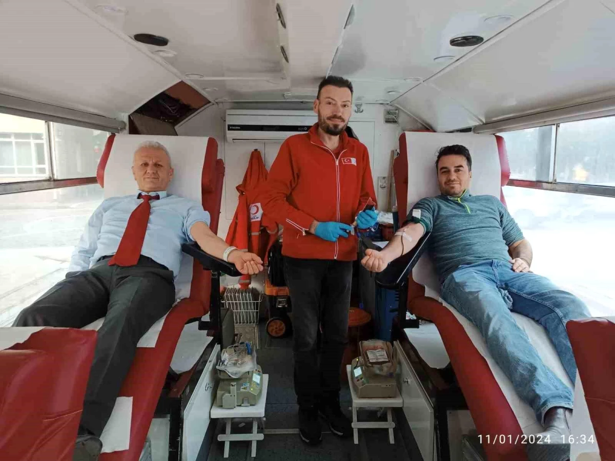 Şuhut\'ta Kan Bağışı Kampanyasına Yoğun İlgi