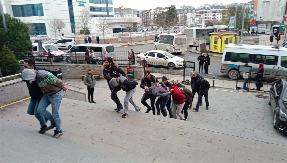 Çerkezköy\'de Uyuşturucu Ticareti Yapan 6 Zanlı Gözaltına Alındı