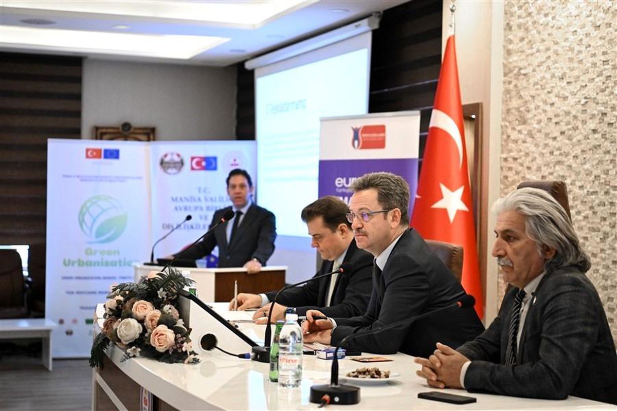 Manisa Valisi Enver Ünlü, Avrupa Birliği ve Dış İlişkiler Bürosu\'nu ziyaret etti
