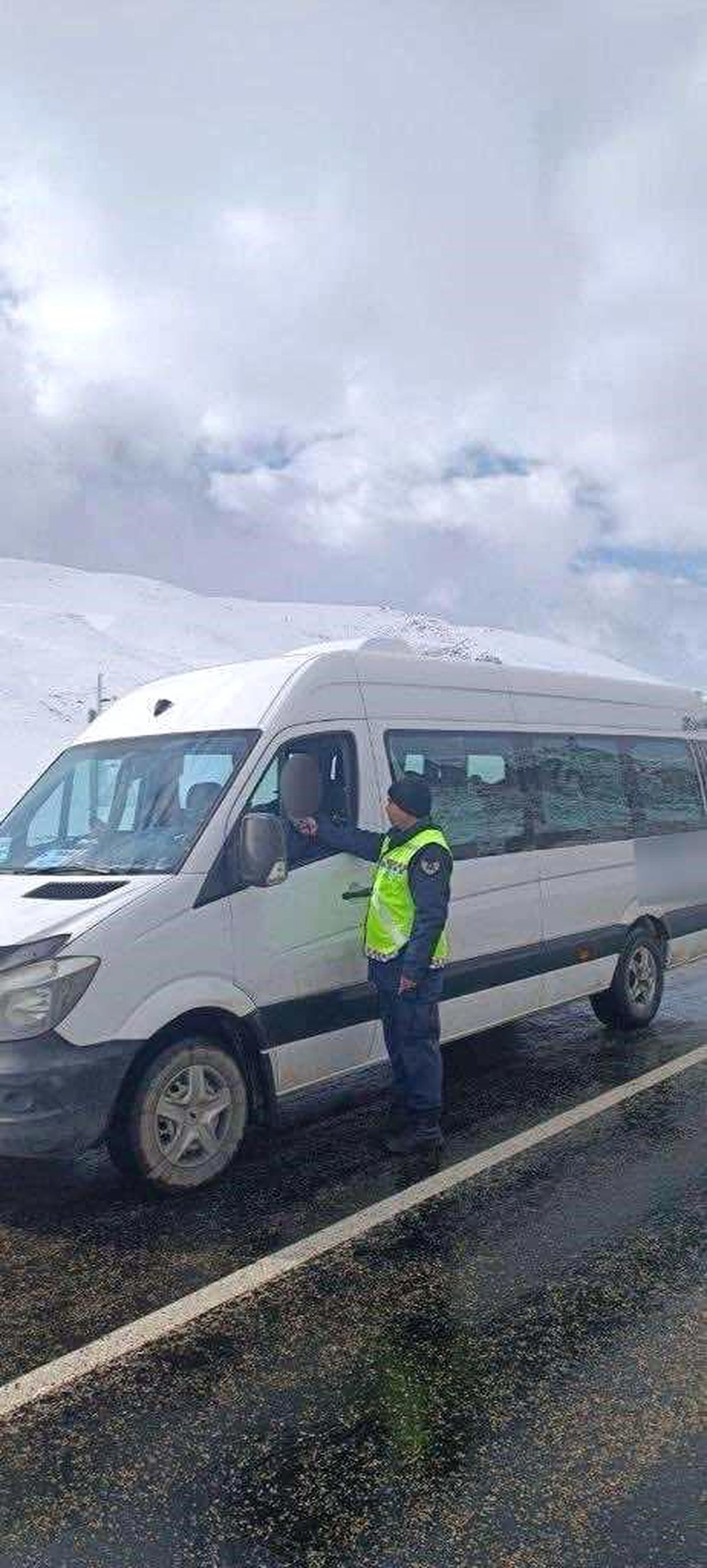Van\'da yapılan trafik denetimlerinde 293 sürücüye ceza uygulandı