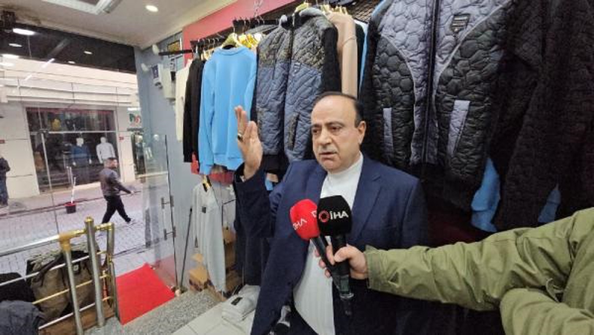 Zeytinburnu\'nda hırsızlık yapan kadınlar soyunarak yakalanmaktan kaçtı