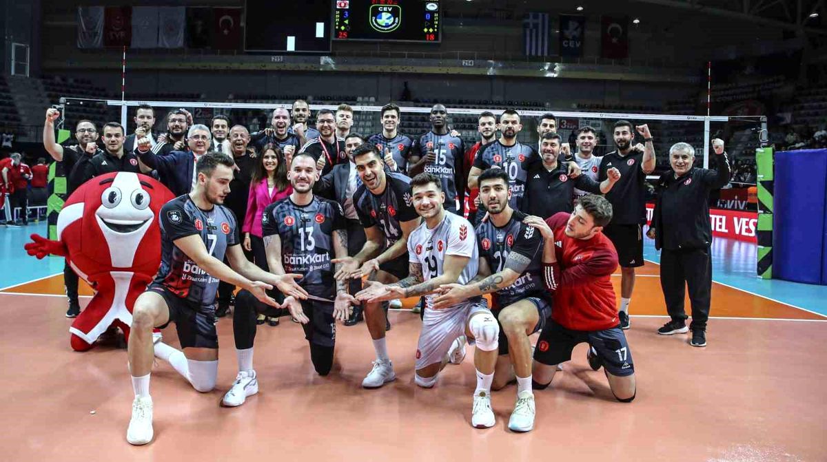 Ziraat Bankkart, Olympiakos\'u mağlup ederek çeyrek finale yükseldi