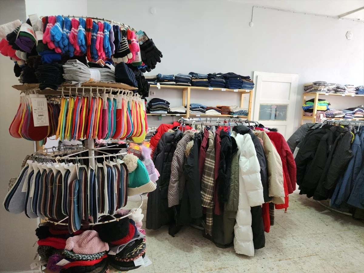 Adana\'nın Pozantı ilçesinde bir ayda 260 aileye sosyal yardım verildi