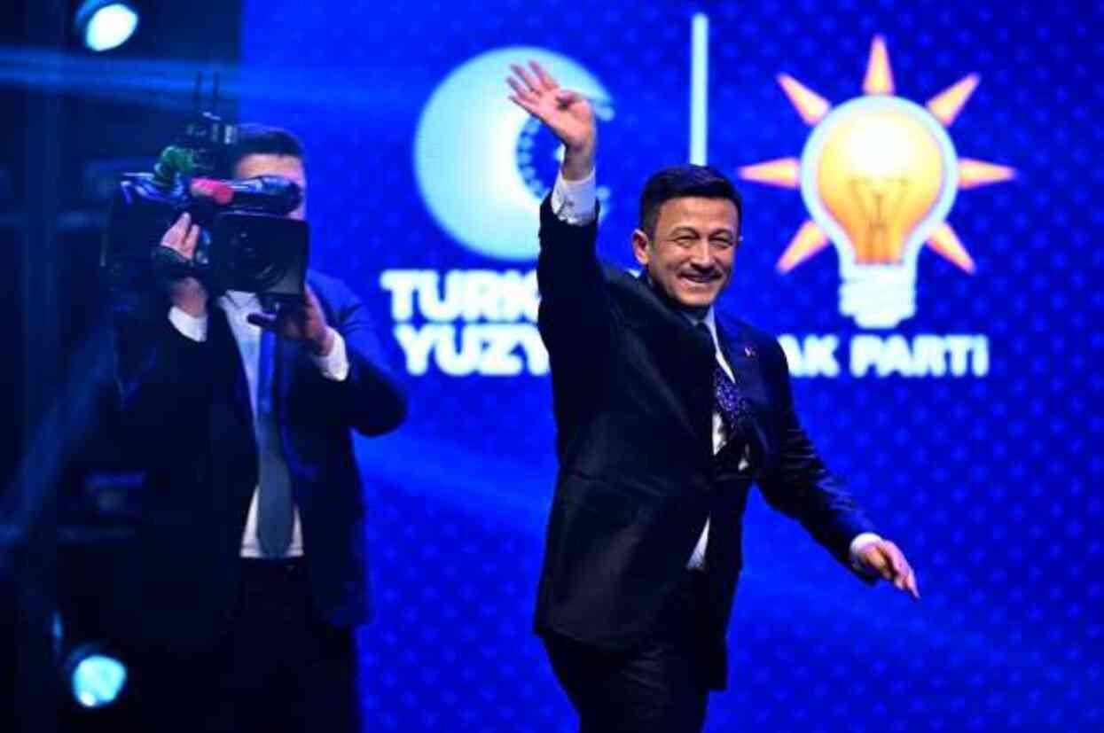 AK Parti'nin İzmir Büyükşehir Belediye Başkan Adayı Hamza Dağ oldu