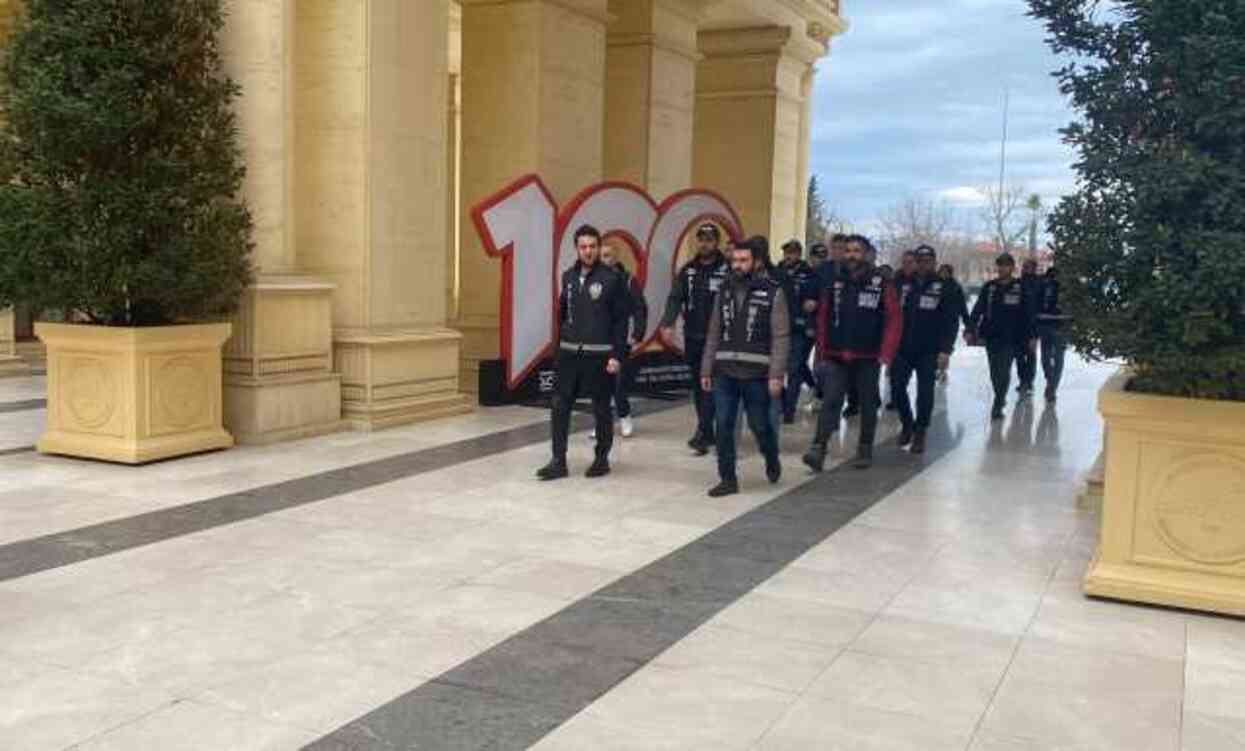 Belediyedeki rüşvet skandalının patlak vermesi sonrası 140 villa yıkılacak Belediyedeki rüşvet skandalının patlak vermesi sonrası 140 villa yıkılacak