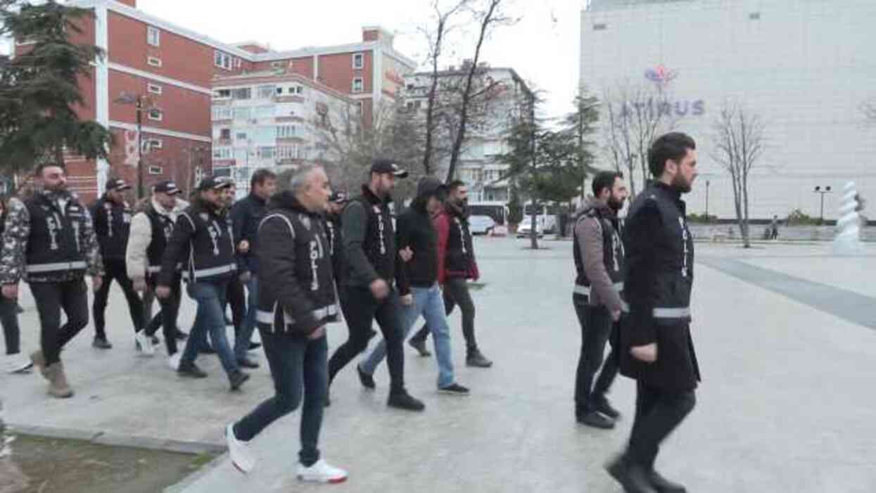 Belediyedeki rüşvet skandalının patlak vermesi sonrası 140 villa yıkılacak Belediyedeki rüşvet skandalının patlak vermesi sonrası 140 villa yıkılacak