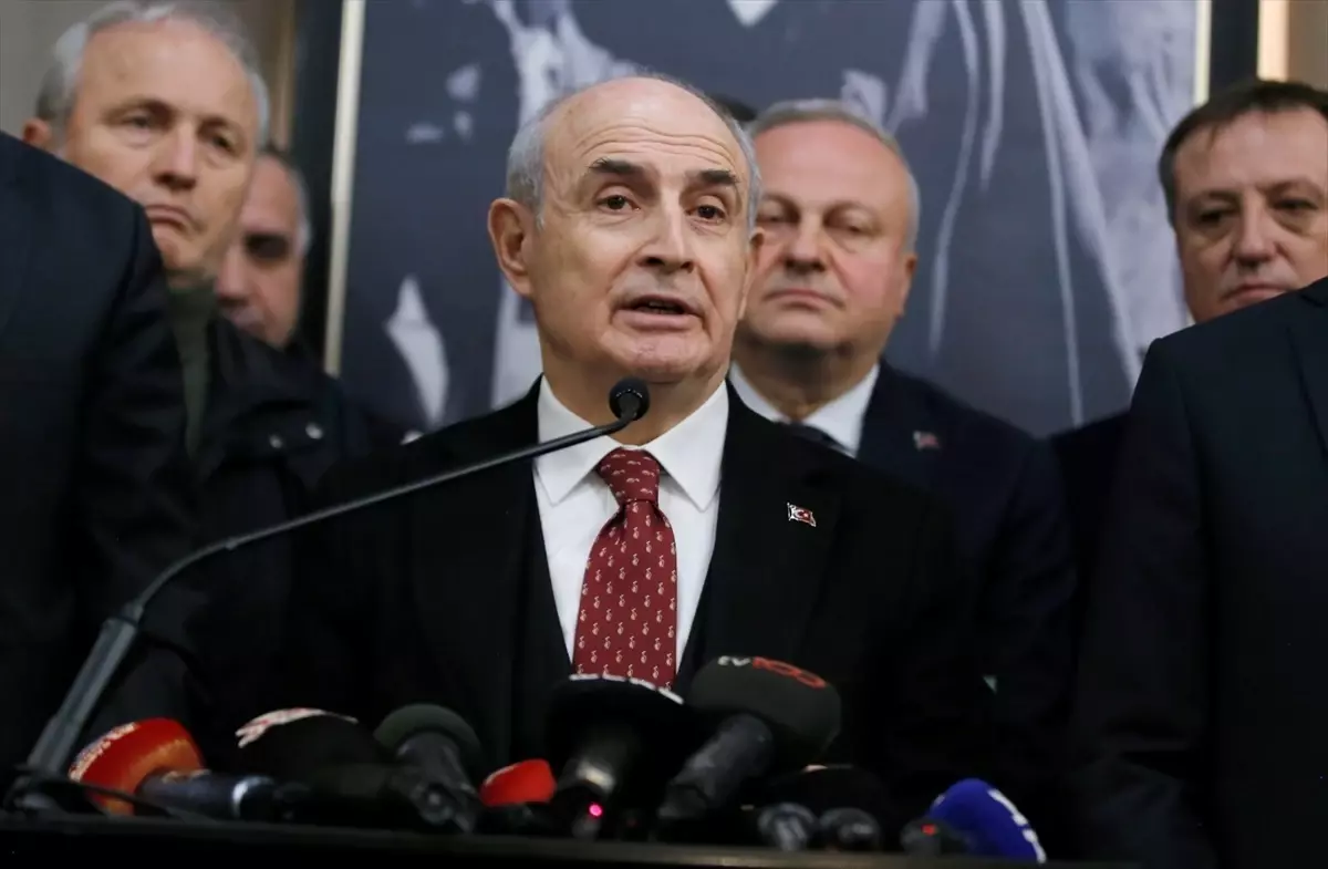 Büyükçekmece Belediyesindeki rüşvet iddialarına yönelik operasyonda 22 şüpheli gözaltına alındı