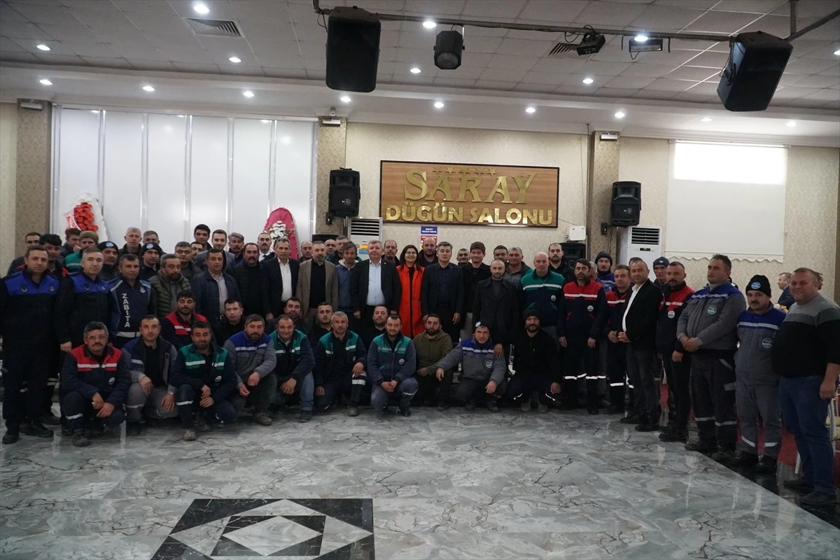 Çorum\'un Osmancık Belediyesinde İşçilere 7 Bin Lira Zam Yapıldı