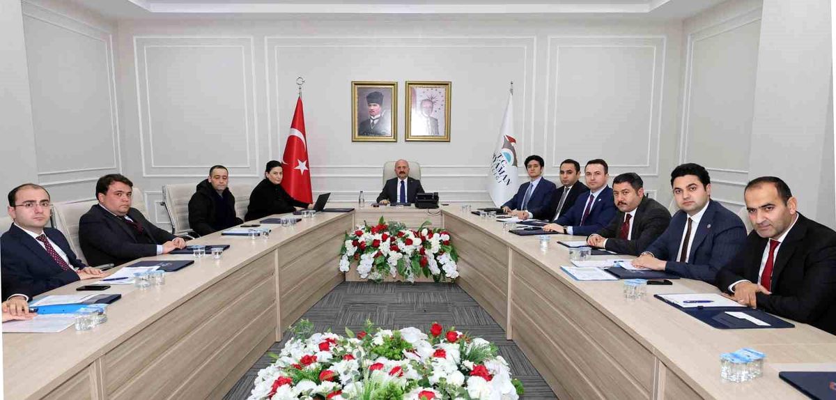 Adıyaman\'da Deprem Konutları İçin Alt ve Üst Yapı Çalışmaları Değerlendirildi