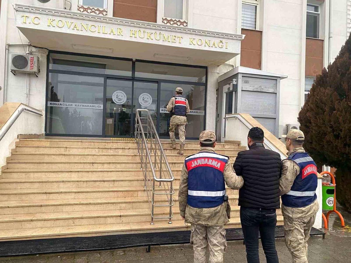 Elazığ\'da 5 Yıl Hapis Cezası Bulunan Zanlı Yakalandı