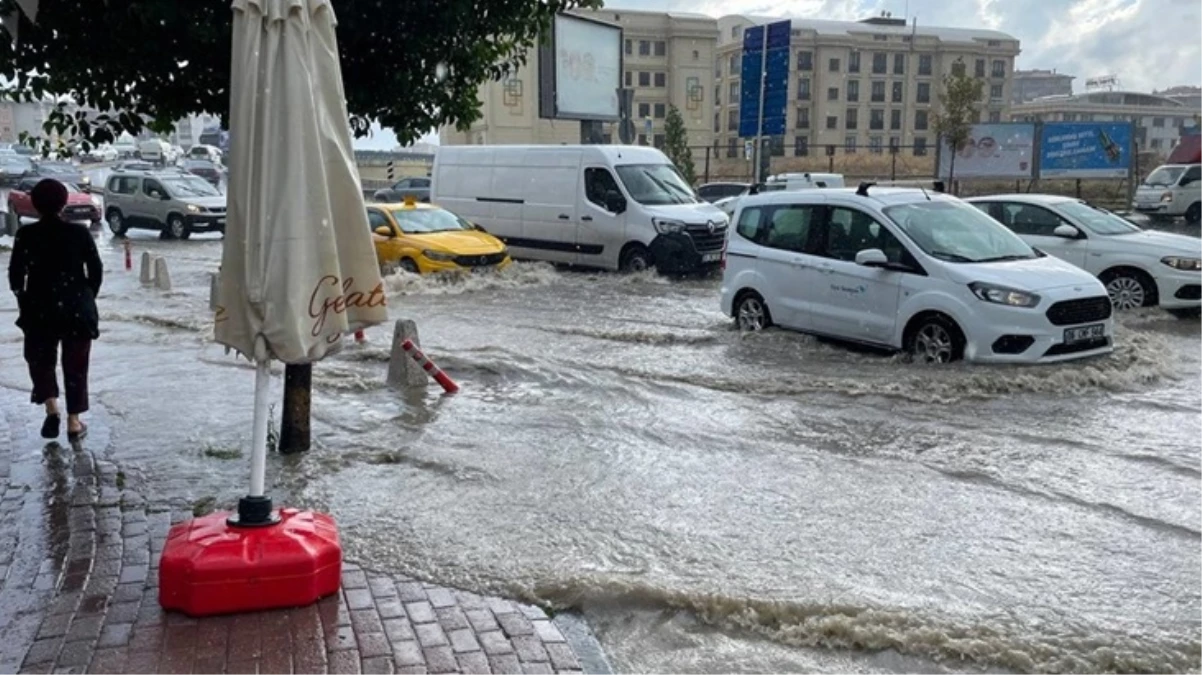 İçişleri Bakanı Ali Yerlikaya, İstanbul dahil 8 il için sel uyarısında bulundu