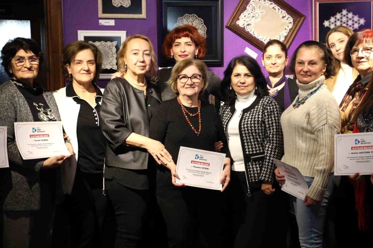İzmit Belediyesi Kadın Yaşam Merkezi\'nde Yazarlık Atölyesi Tamamlandı