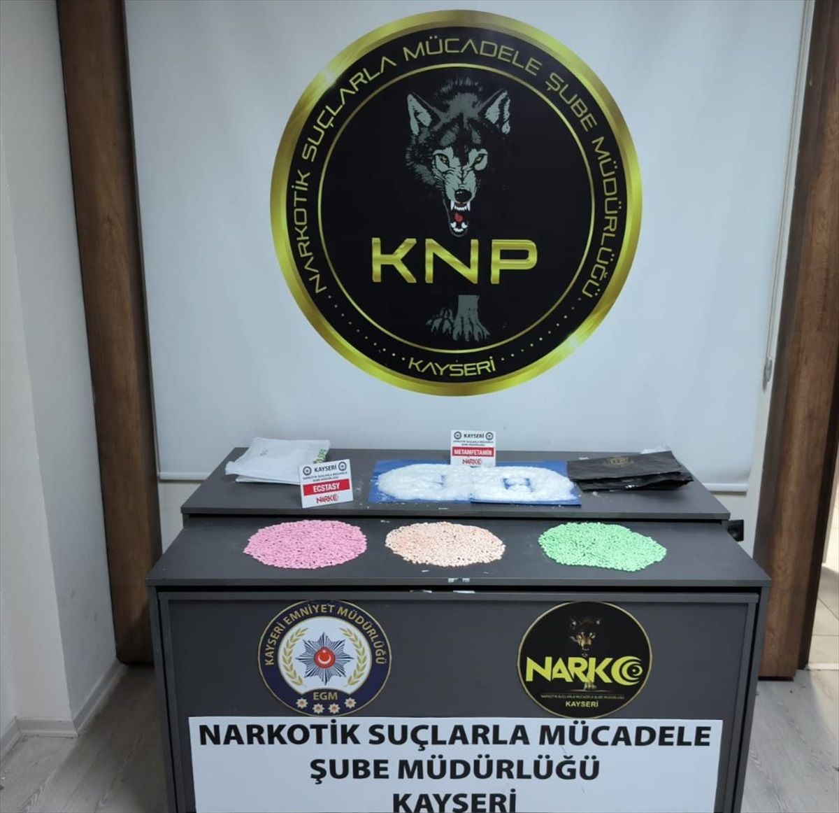 Kayseri\'de 1 Kilogram Sentetik Uyuşturucu Ele Geçirildi