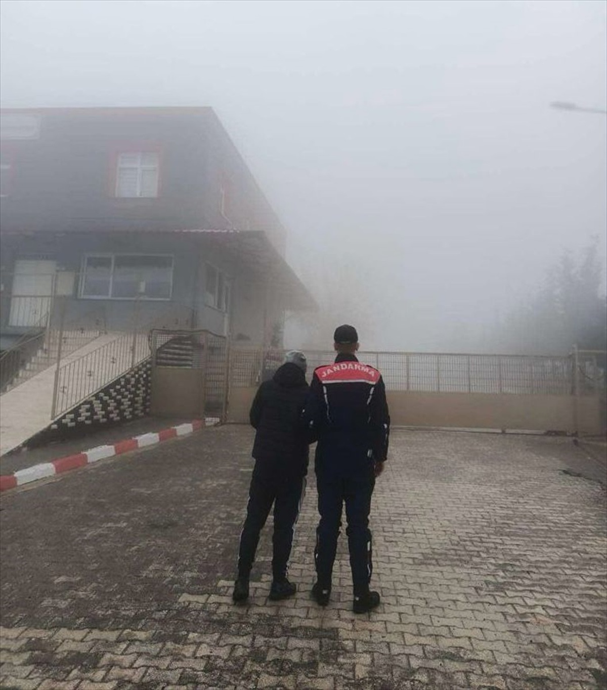 Kilis\'te hapis cezası bulunan 2 firari hükümlü yakalandı