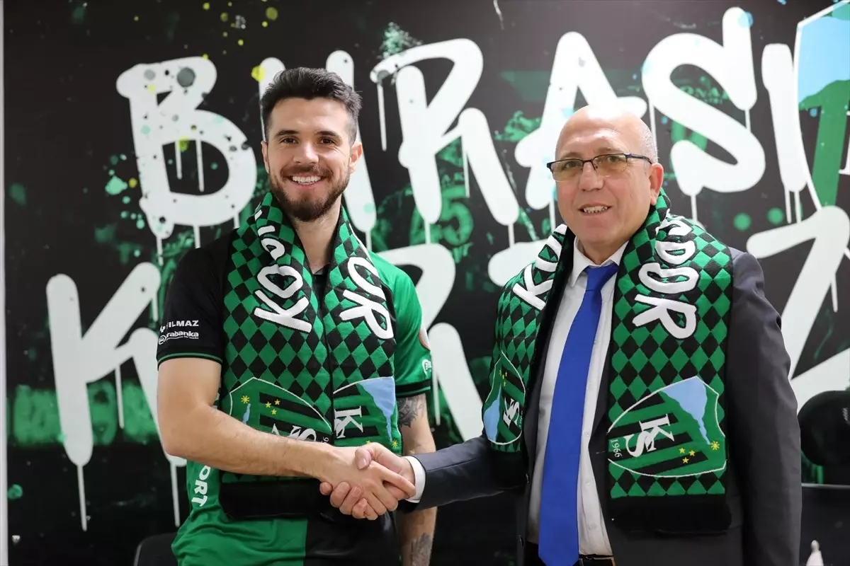 Kocaelispor, defans oyuncusu Tuncer Duhan Aksu'yu transfer etti