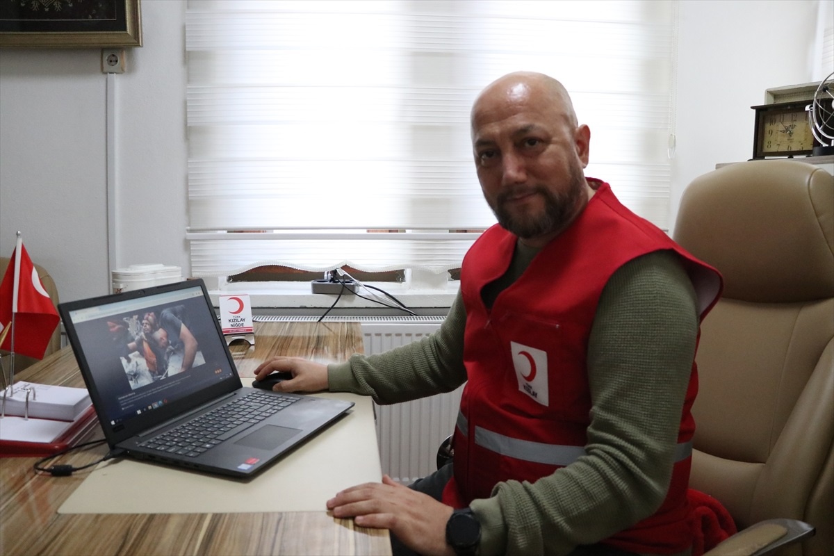 Niğde Aile ve Sosyal Hizmetler İl Müdürü ve Türk Kızılay Şube Başkanı, \'Yılın Kareleri\' oylamasına katıldı