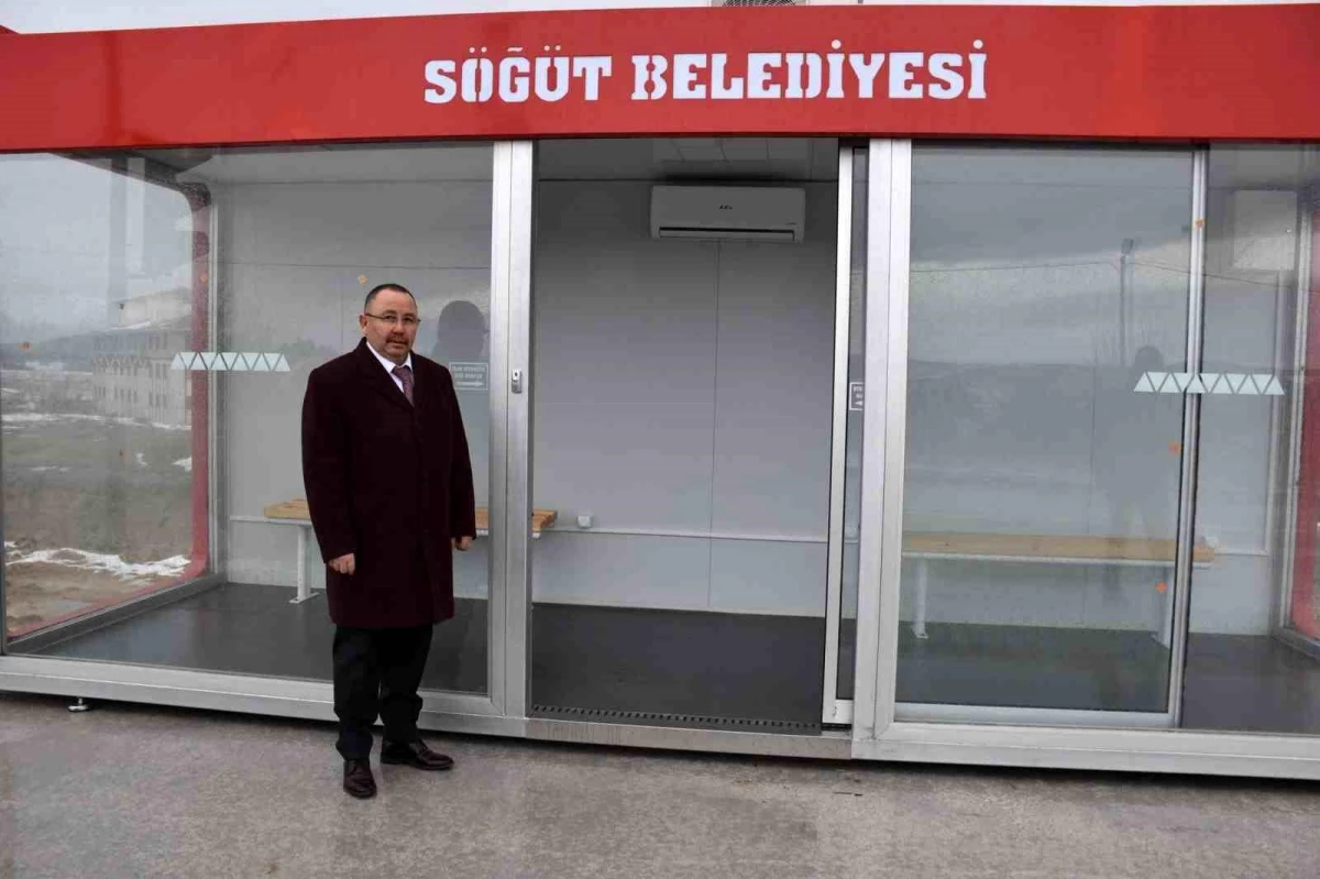 Söğüt ilçesinde akıllı duraklar hizmete girdi