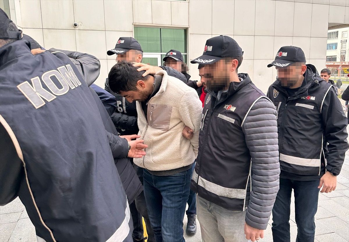 Ordu merkezli 5 ilde tefecilere yönelik operasyonda 8 kişi gözaltına alındı