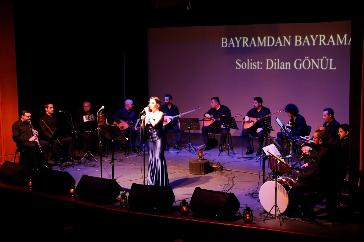 Samsun Devlet Klasik Türk Müziği Korosu\'ndan \'Gönülden Türküler\' konseri