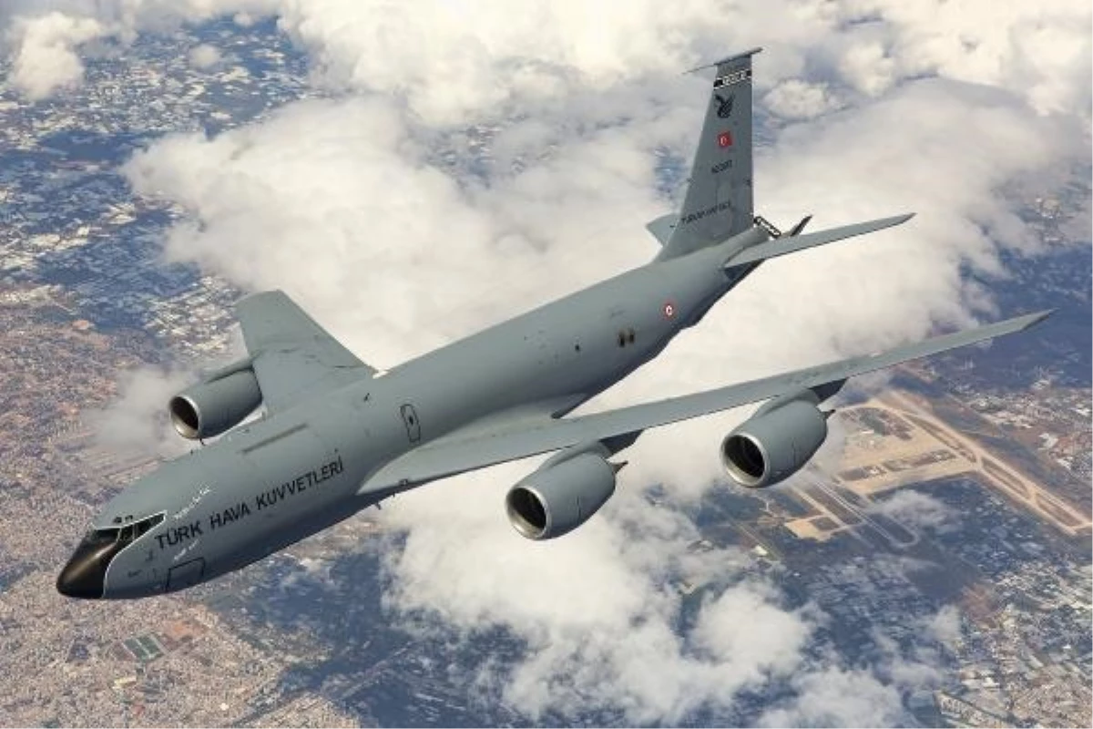 Türk Hava Kuvvetleri\'ne ait uçakları havada fotoğraflayan Cem Doğut, hava fotoğrafçılığını anlattı