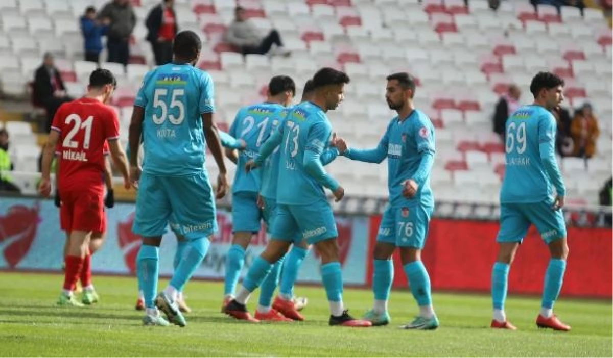 Sivasspor, Keçiörengücü\'nü 3-2 mağlup ederek son 16\'ya yükseldi