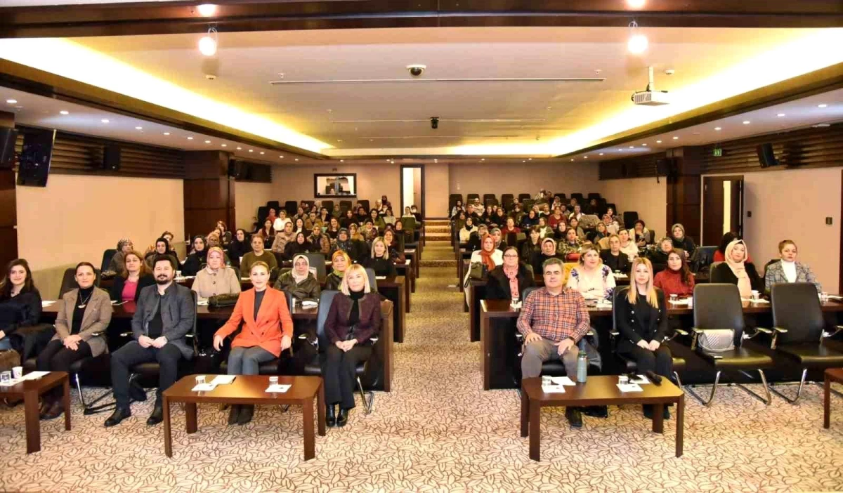 TOBB Gaziantep Kadın Girişimciler Kurulu, evde üretim yapan kadın üreticilere eğitim programı düzenledi
