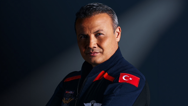 Türkiye'nin ilk astronotu Alper Gezeravcı'nın uzay yolculuğu için geri sayım başladı