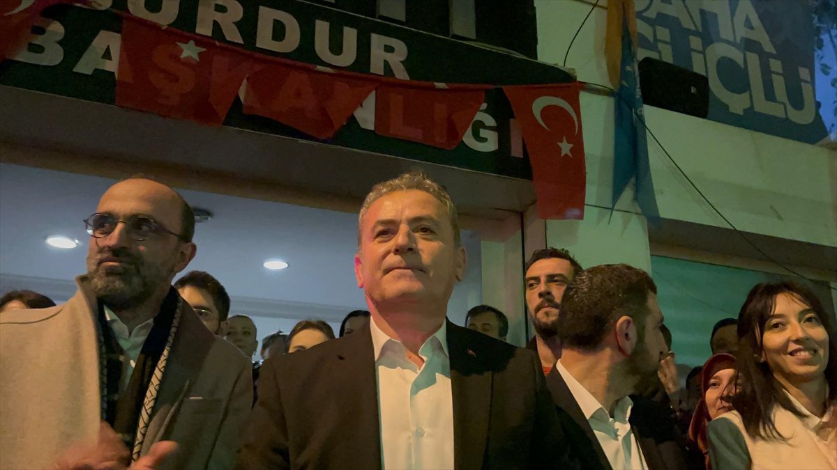 Mehmet Şimşek, Burdur Belediye Başkan Adayı olarak coşkuyla karşılandı