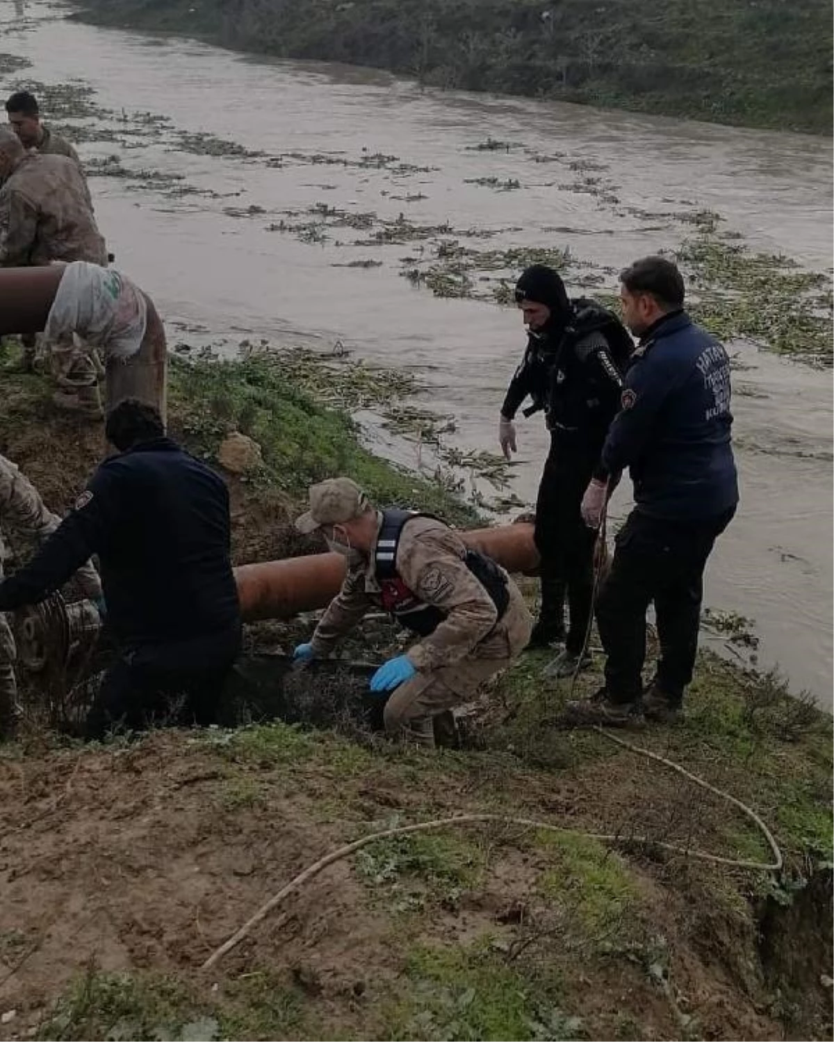 Hatay\'da Asi Nehri tahliye kanalında erkek cesedi bulundu