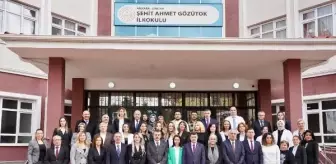 Bakan Tekin, hastanede tedavi gören öğrencilere karnelerini verdi (2)