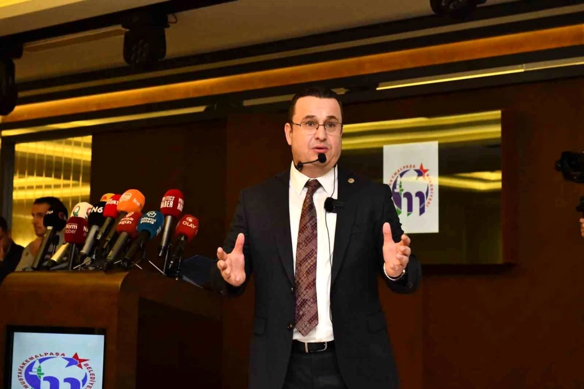 Mustafakemalpaşa Belediye Başkanı Mehmet Kanar, Tarihi Yatırımları Açıkladı