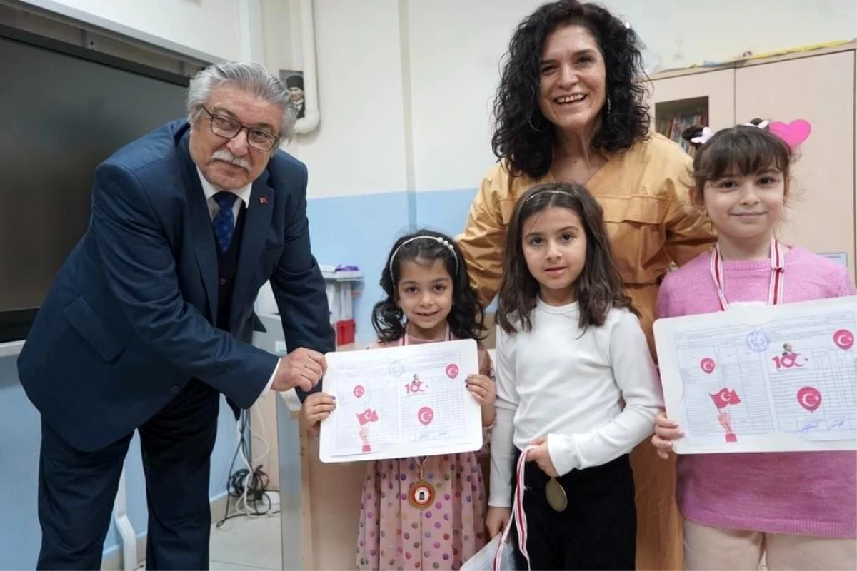 Bilecik Belediye Başkanı Mustafa Sadık Kaya, Atatürk İlkokulu öğrencilerini ziyaret etti