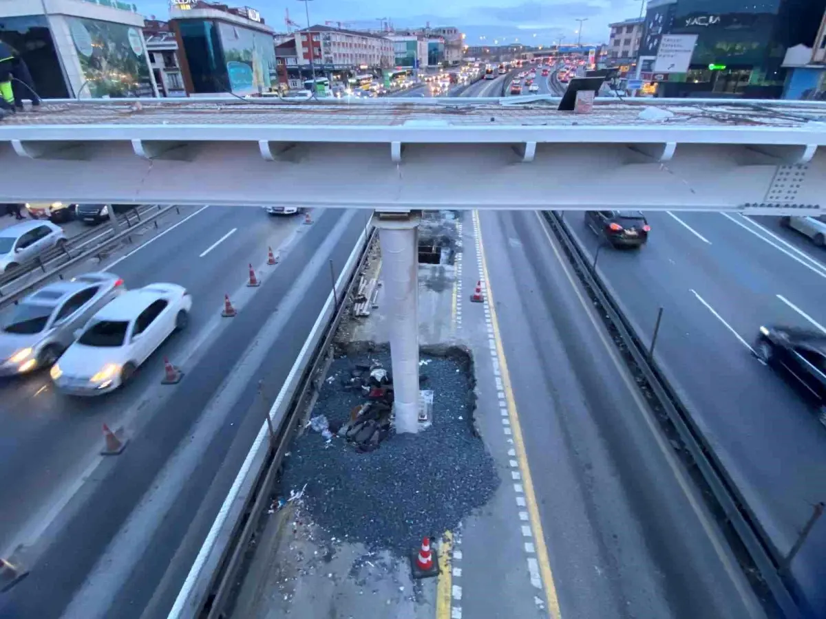 Beşyol Metrobüs Durağı ve Üst Geçit Yenileme Çalışması Mart Ayına Kadar Sürecek