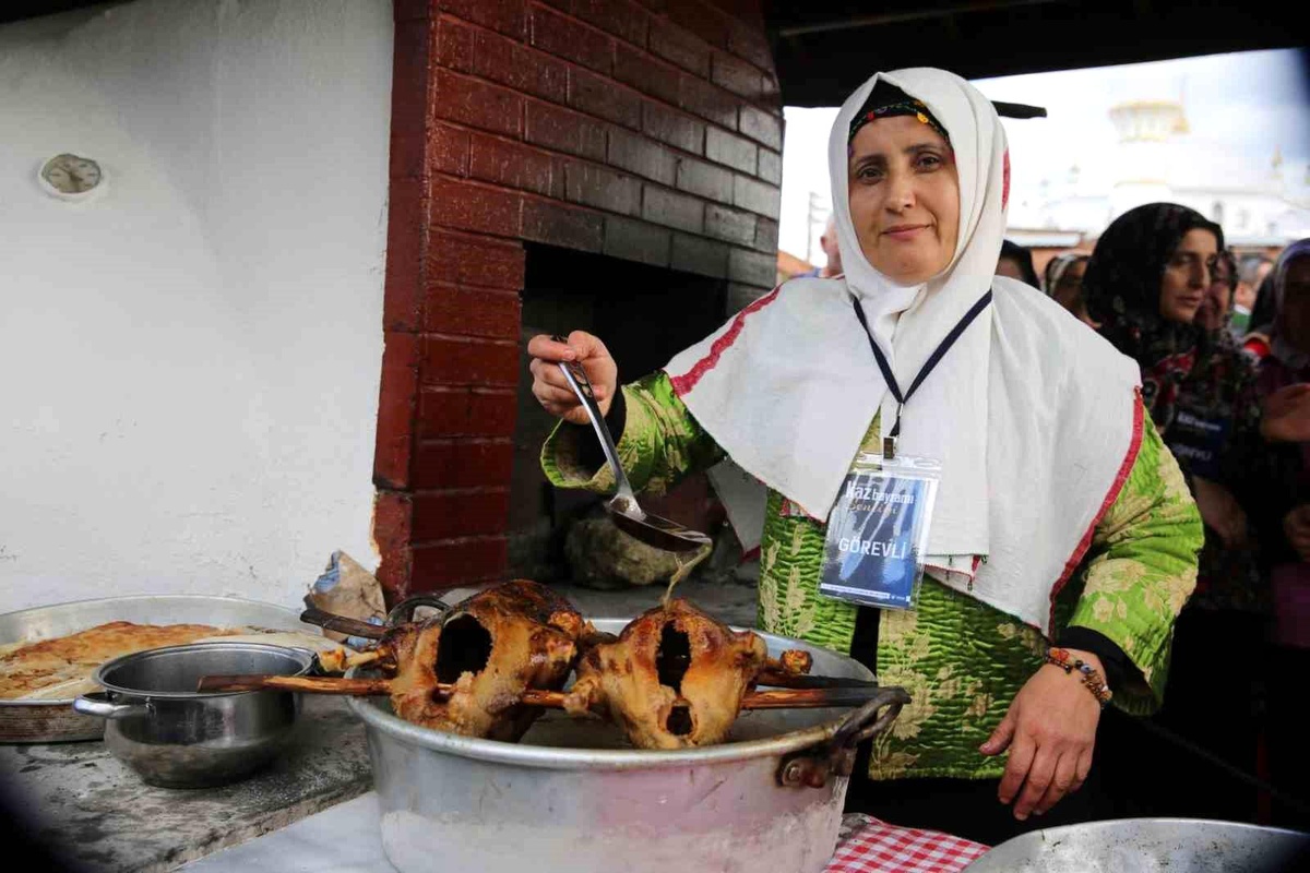 Kocaeli\'de Geleneksel Kaz Bayramı Şenliği Düzenlendi