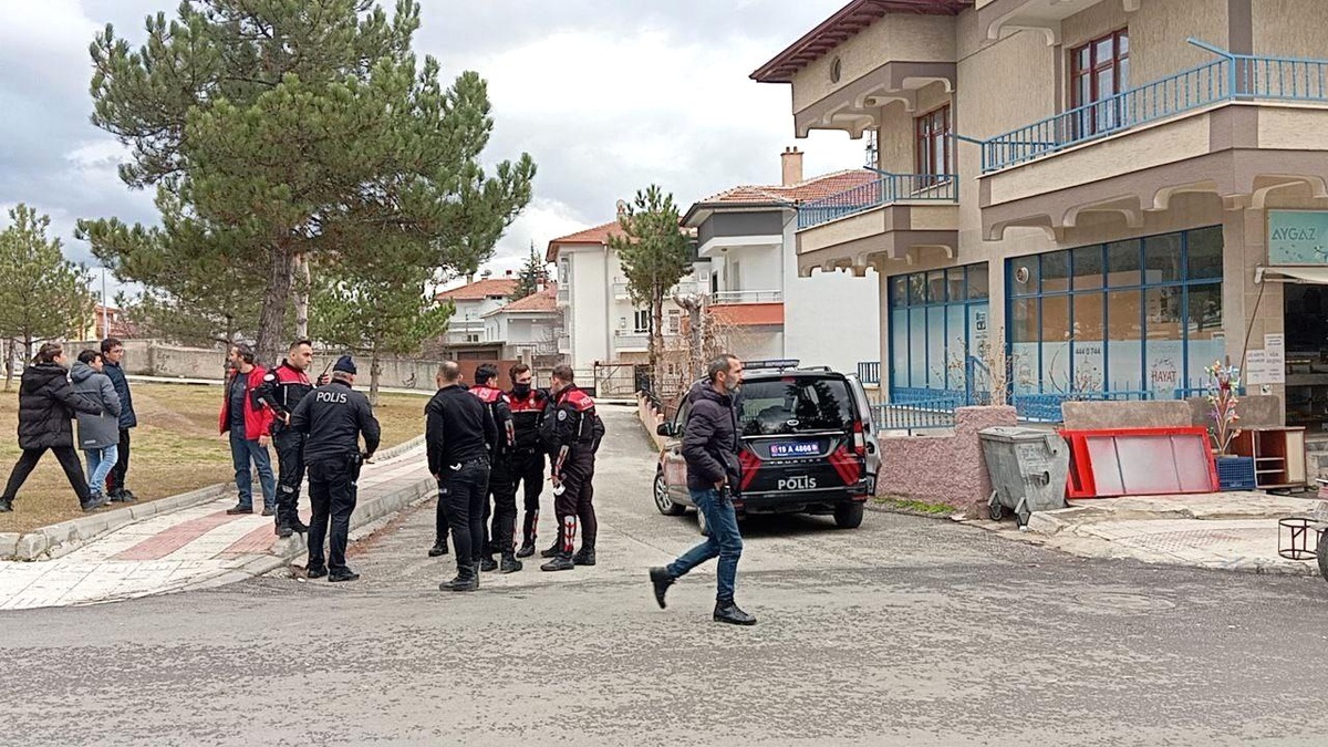 Çorum\'da çocuk parkında çıkan bıçaklı kavgada 1 kişi yaralandı
