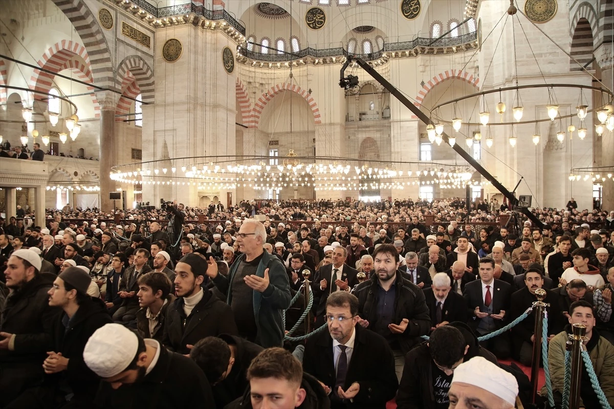 Diyanet İşleri Başkanı Ali Erbaş: İslam\'ın doğru anlaşıldığı dönemlerde Müslümanlar tarihe yön vermiştir