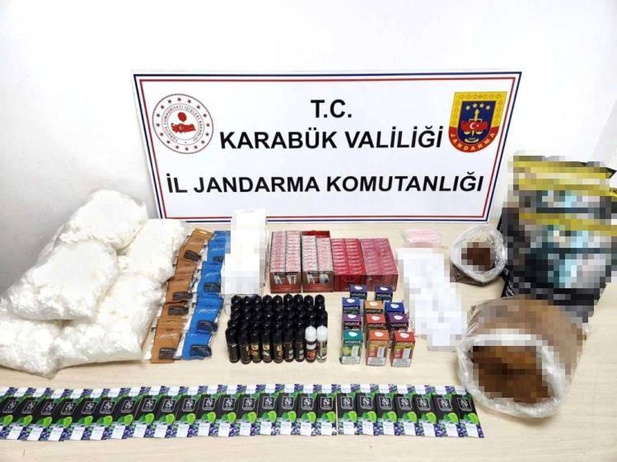 Karabük\'te jandarma tarafından kaçak elektronik sigara operasyonu düzenlendi