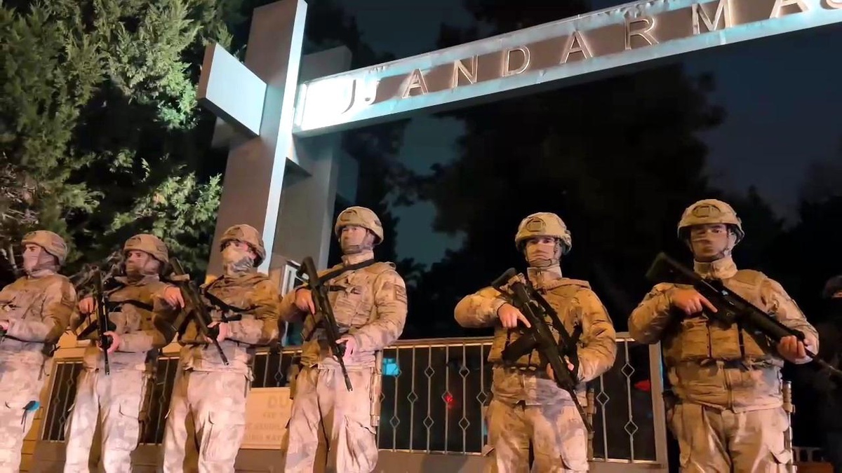 Tekirdağ\'da Şafak Operasyonunda 9 Şüpheli Yakalandı