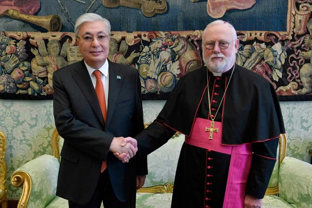 Kazakistan Cumhurbaşkanı Papa Franciscus ile görüştü