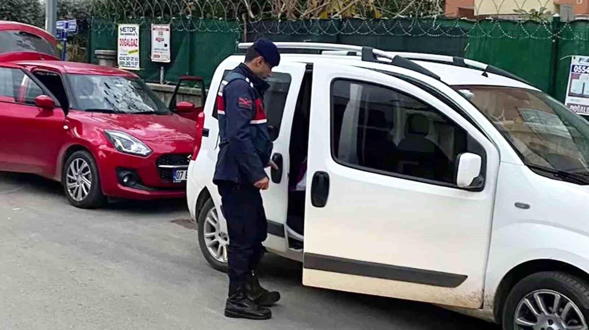 Muğla, Antalya ve Mardin\'de Uyuşturucu Ticareti Operasyonu