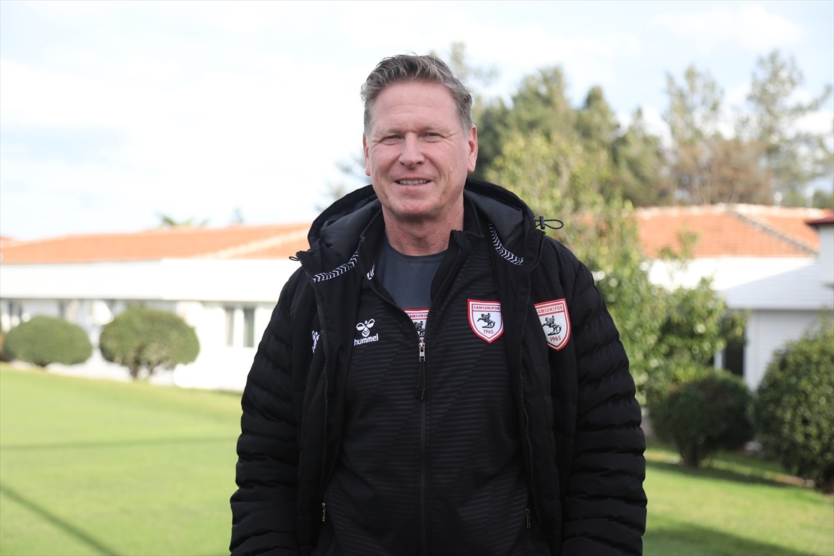 Yılport Samsunspor Teknik Direktörü Gisdol: Fenerbahçe maçı zor geçecek