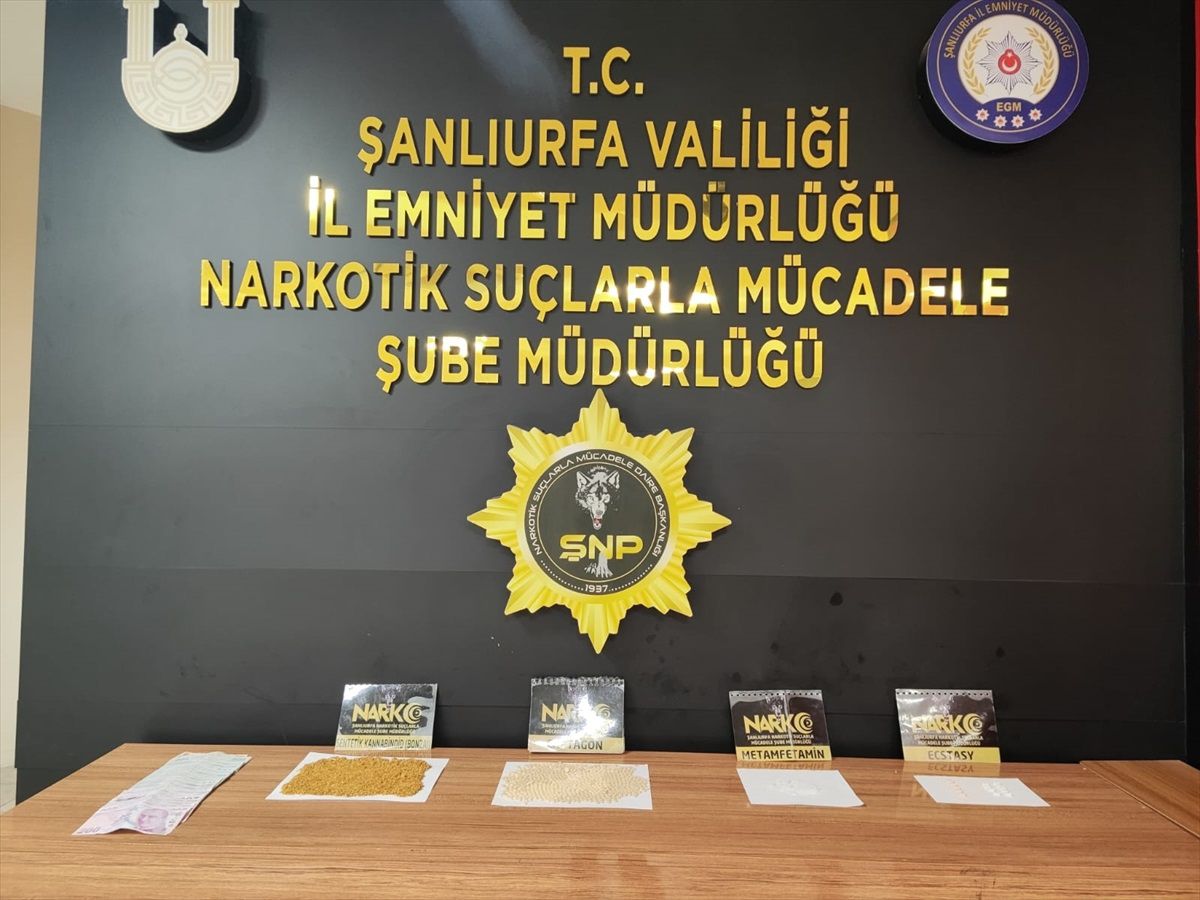 Şanlıurfa\'da uyuşturucu operasyonunda 3 zanlı gözaltına alındı