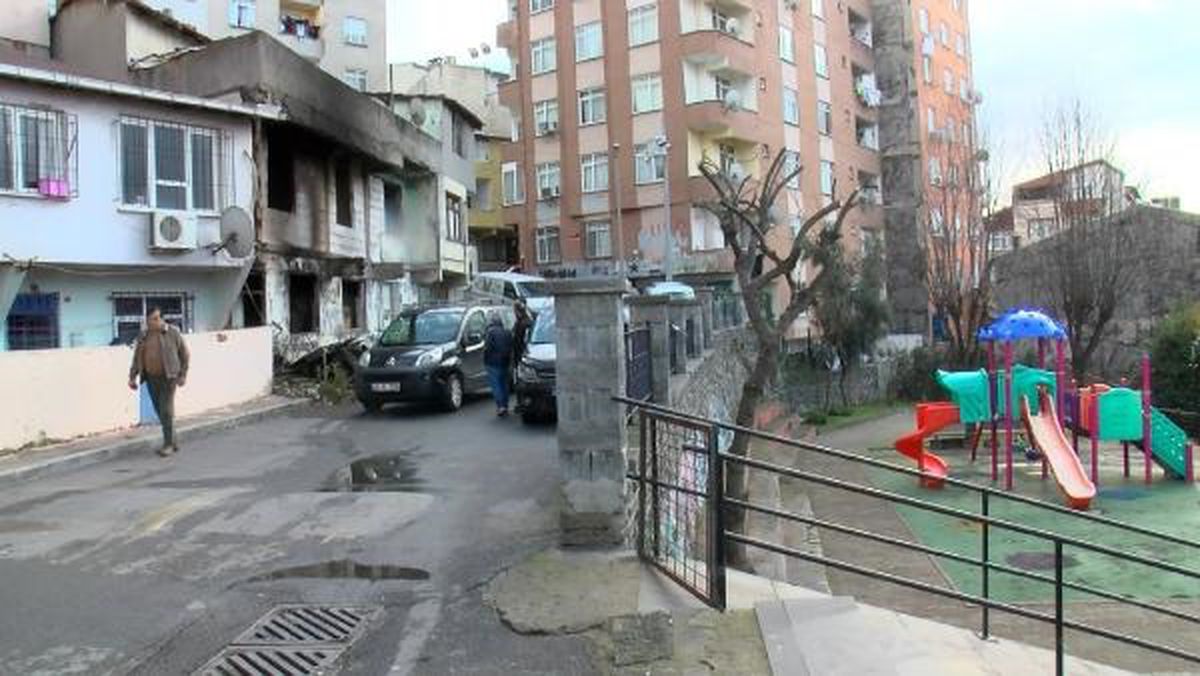 Şişli\'de Metruk Binada Çıkan Yangında 1 Kişi Hayatını Kaybetti