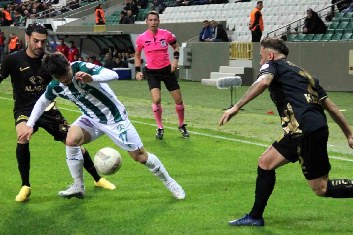 Giresunspor, Çorum Futbol Kulübü\'ne 3-0 mağlup oldu