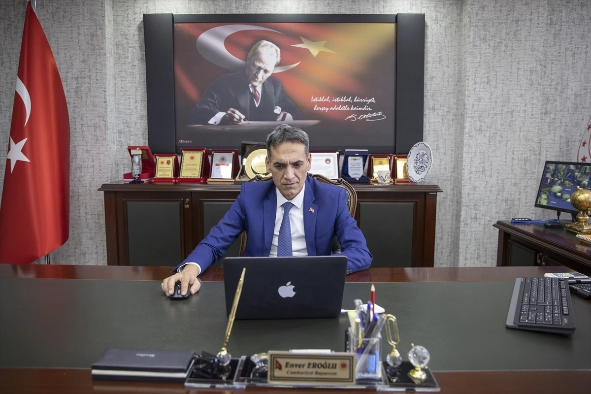Tunceli Cumhuriyet Başsavcısı Enver Eroğlu, 2023\'e damga vuran olaylara ait fotoğraflara oy verdi