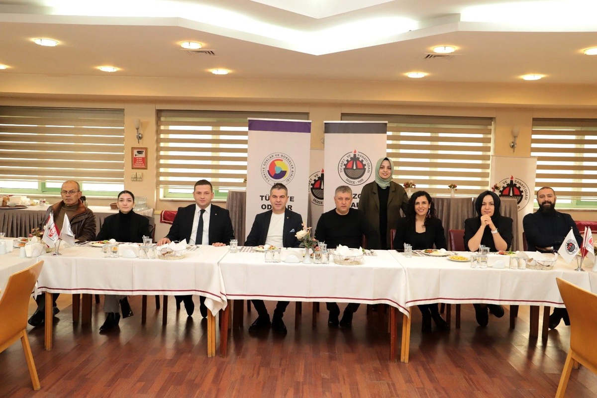 GE Projesi\'nde İhtiyaç Analizi Sunumu Yapıldı