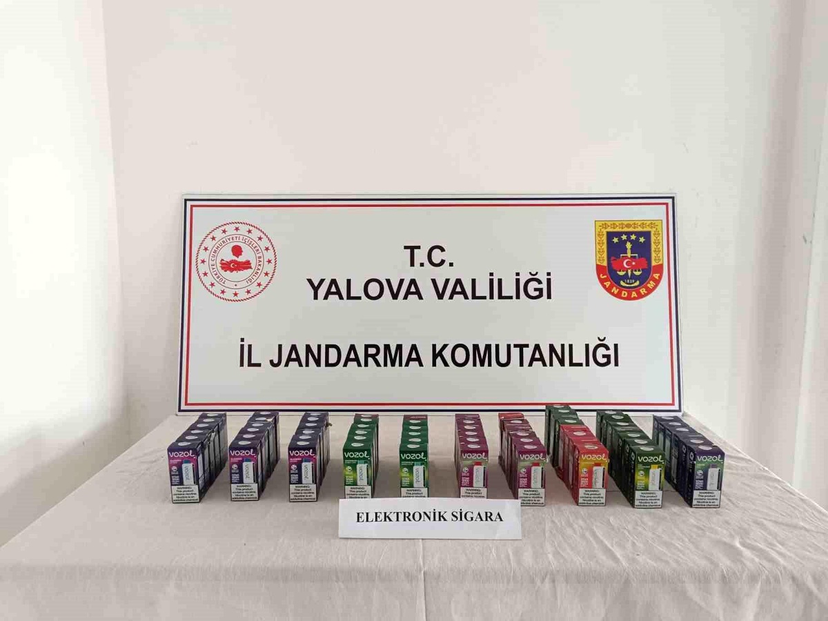 Yalova\'da Motosiklette Elektronik Sigara Kaçakçılığı Operasyonu